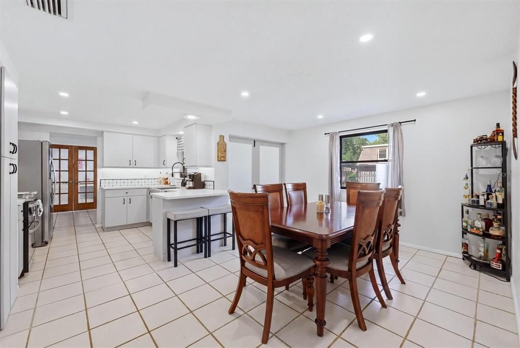 For Sale: $419,900 (3 beds, 2 baths, 1640 Square Feet)