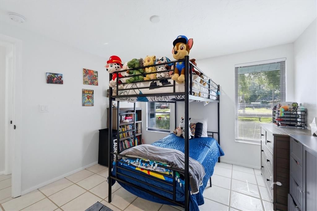 For Sale: $419,900 (3 beds, 2 baths, 1640 Square Feet)