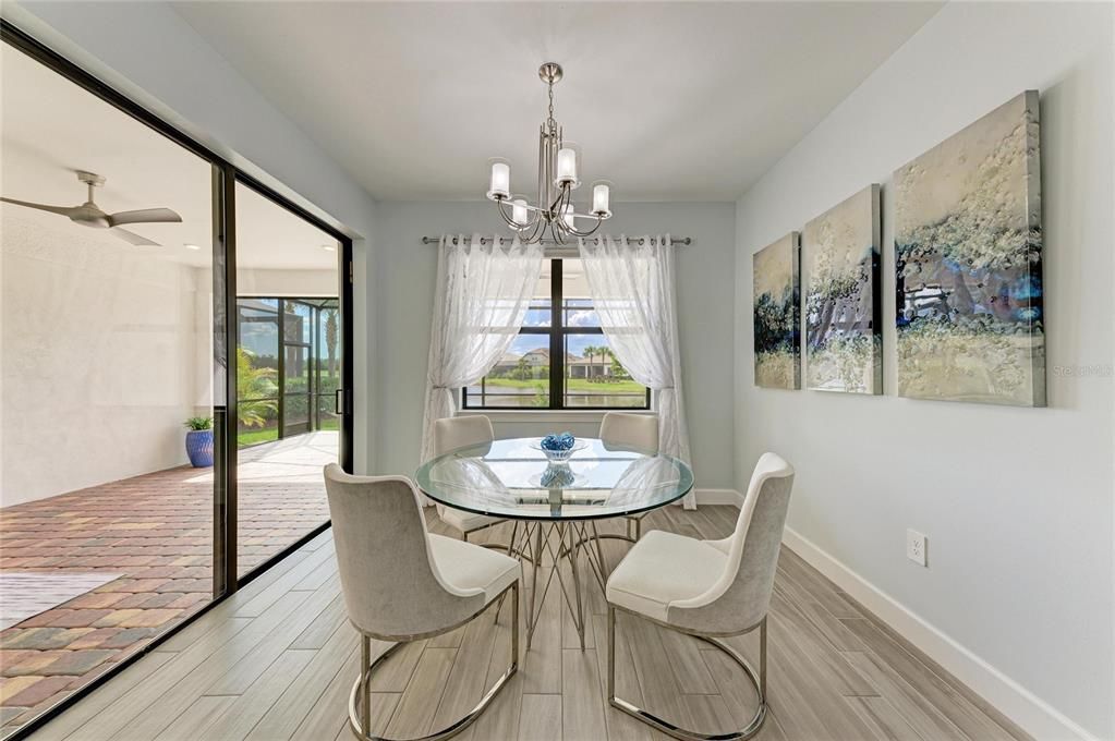 For Sale: $728,000 (3 beds, 2 baths, 2084 Square Feet)