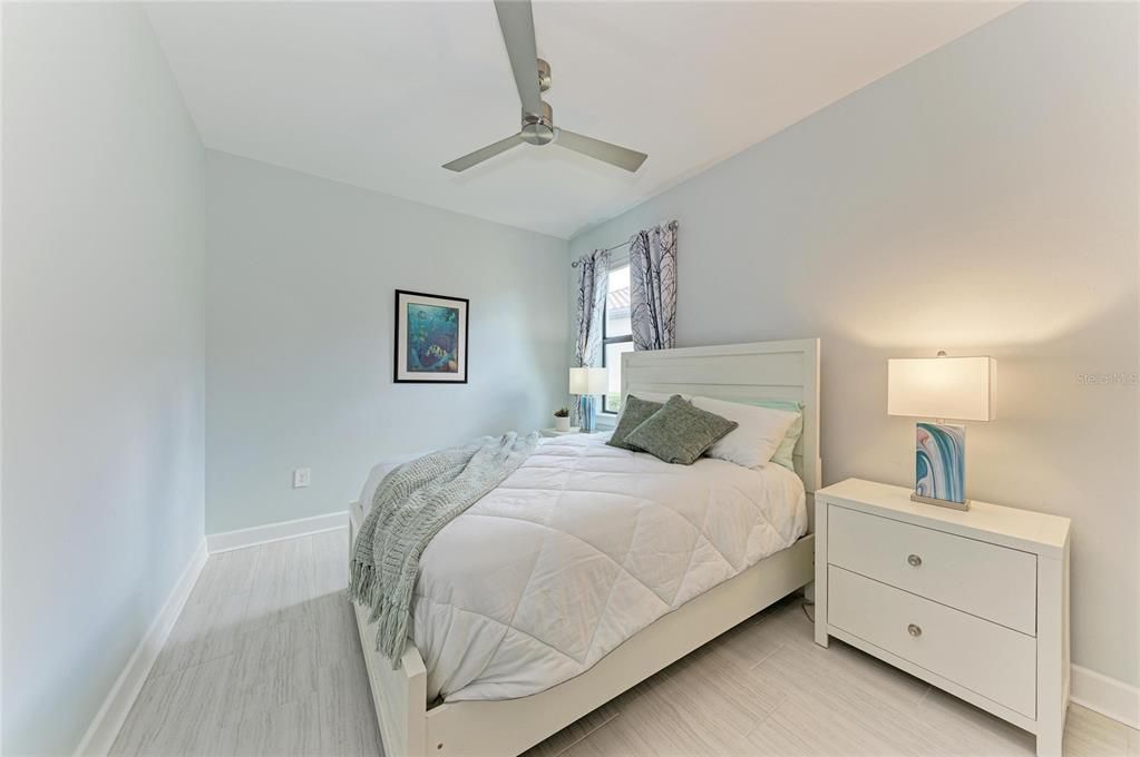 For Sale: $728,000 (3 beds, 2 baths, 2084 Square Feet)