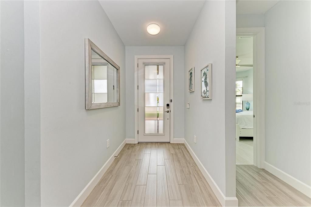 For Sale: $728,000 (3 beds, 2 baths, 2084 Square Feet)