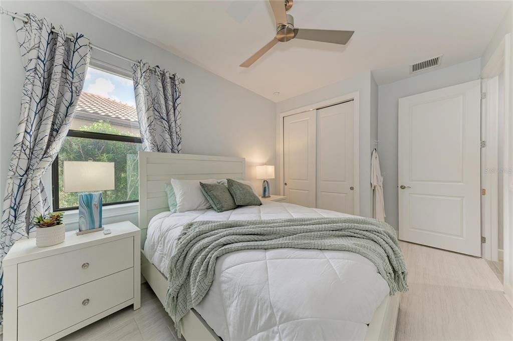For Sale: $728,000 (3 beds, 2 baths, 2084 Square Feet)