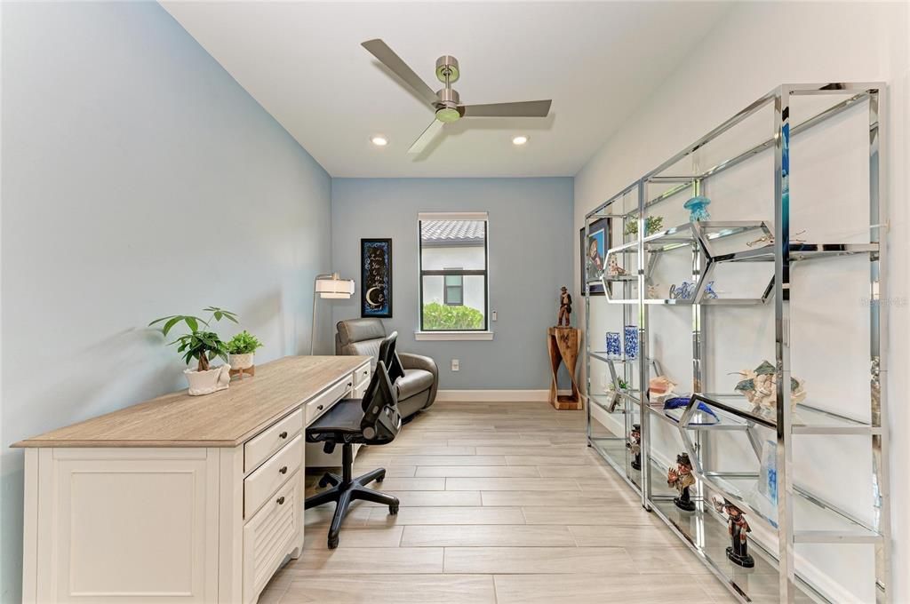 For Sale: $728,000 (3 beds, 2 baths, 2084 Square Feet)