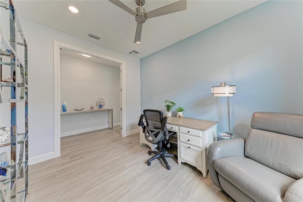 For Sale: $728,000 (3 beds, 2 baths, 2084 Square Feet)