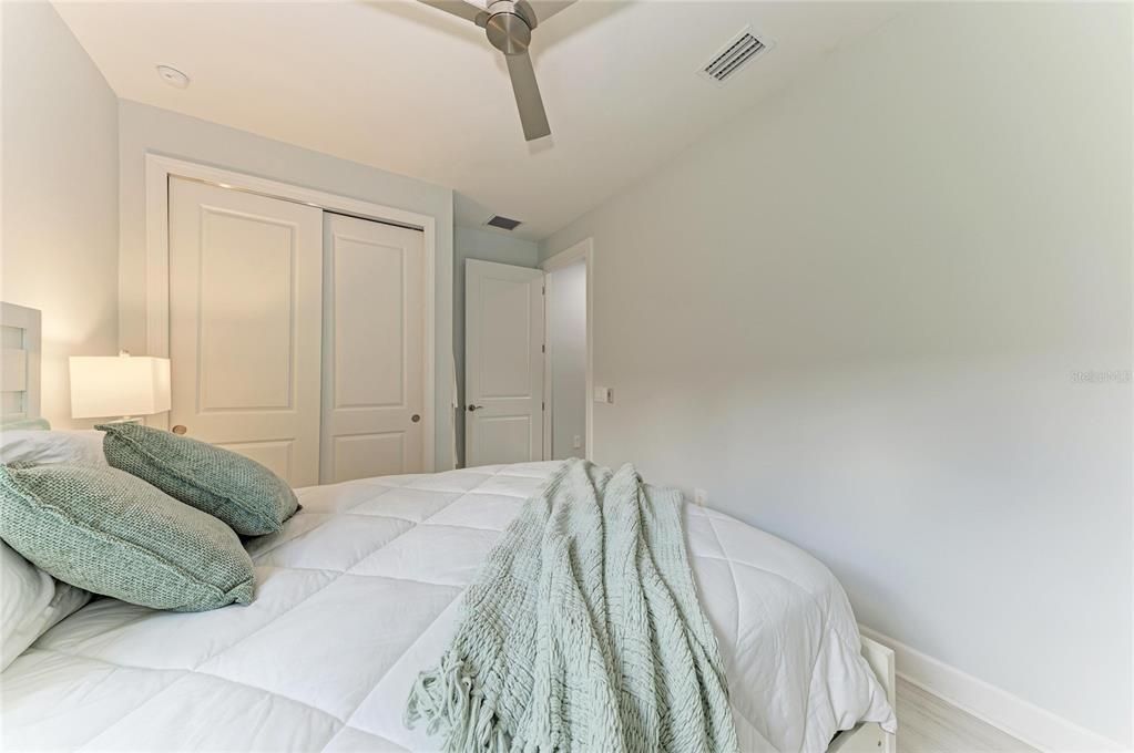 For Sale: $728,000 (3 beds, 2 baths, 2084 Square Feet)