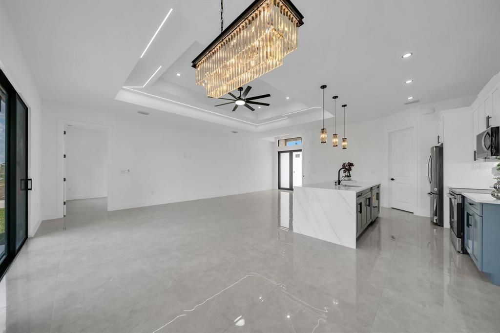 На продажу: $369,000 (3 спален, 2 ванн, 1780 Квадратных фут)