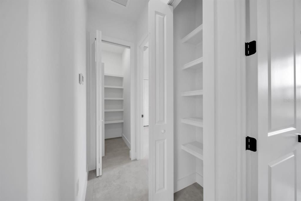 На продажу: $369,000 (3 спален, 2 ванн, 1780 Квадратных фут)