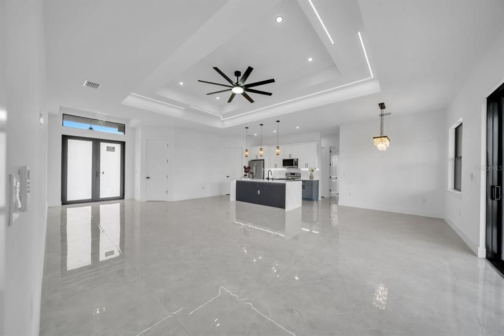 На продажу: $369,000 (3 спален, 2 ванн, 1780 Квадратных фут)