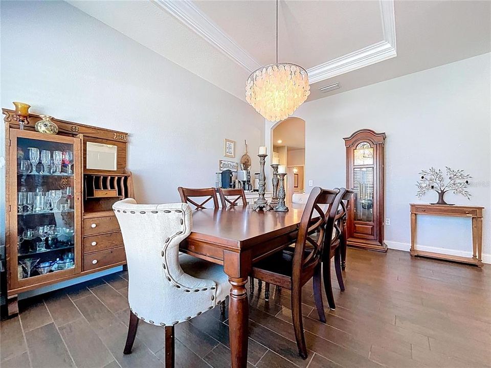 На продажу: $499,900 (4 спален, 3 ванн, 2333 Квадратных фут)