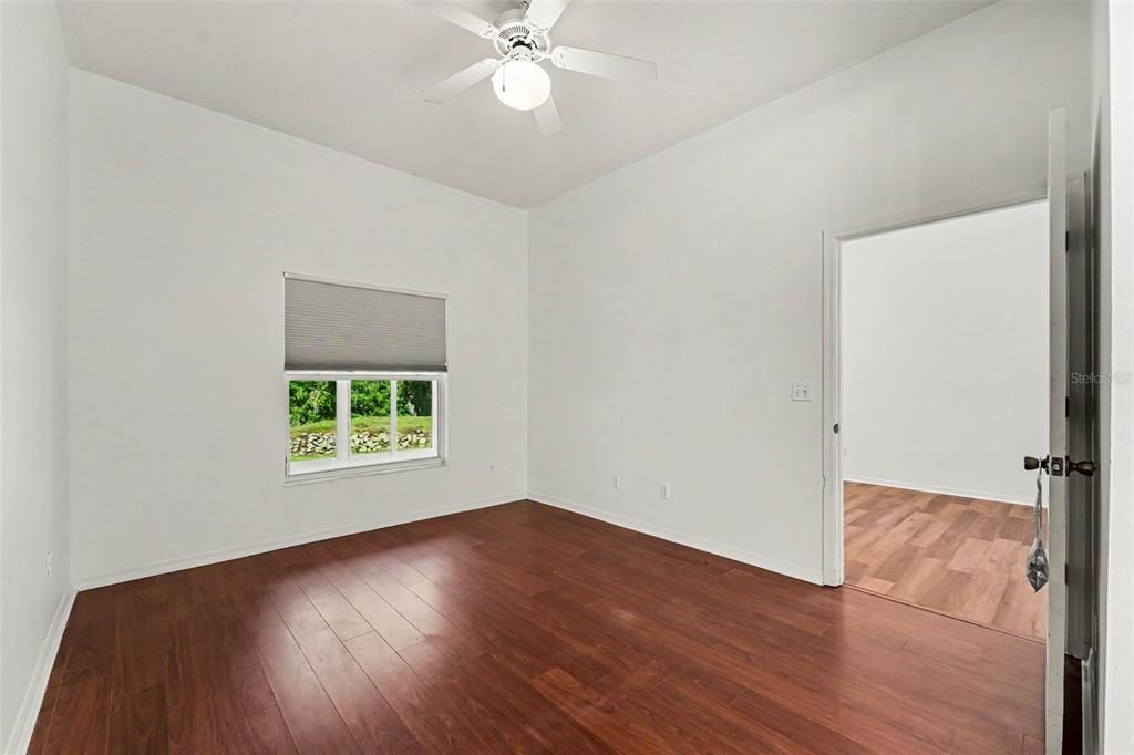 En Venta: $172,000 (2 camas, 2 baños, 986 Pies cuadrados)