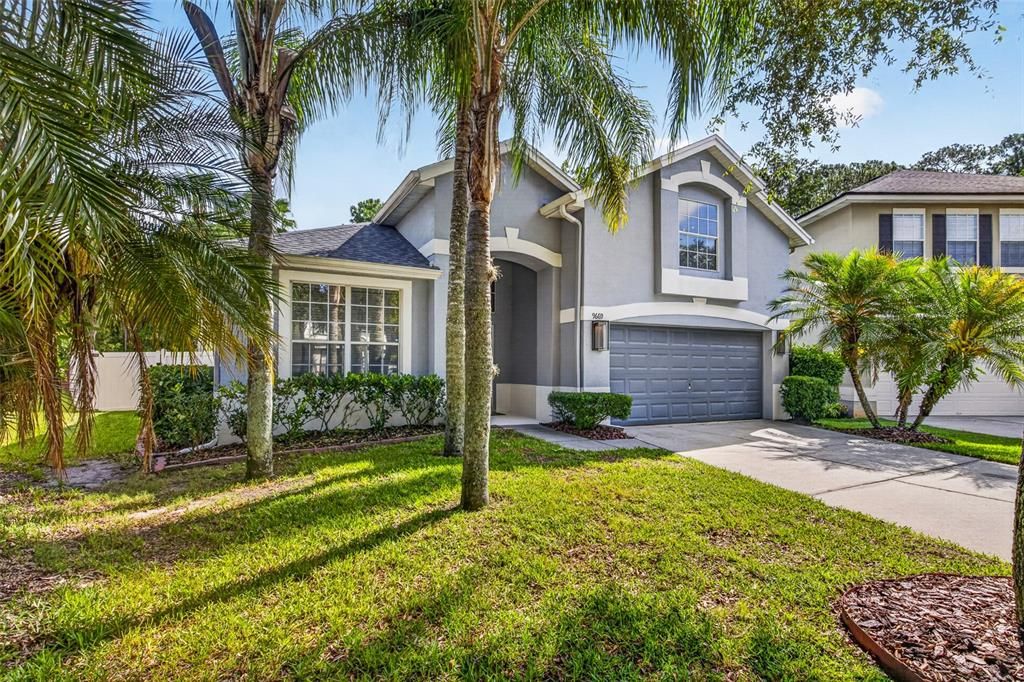 En Venta: $729,900 (4 camas, 3 baños, 2304 Pies cuadrados)