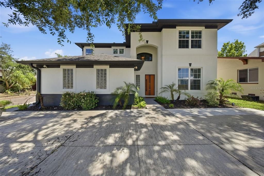 For Sale: $1,199,900 (4 beds, 2 baths, 2153 Square Feet)