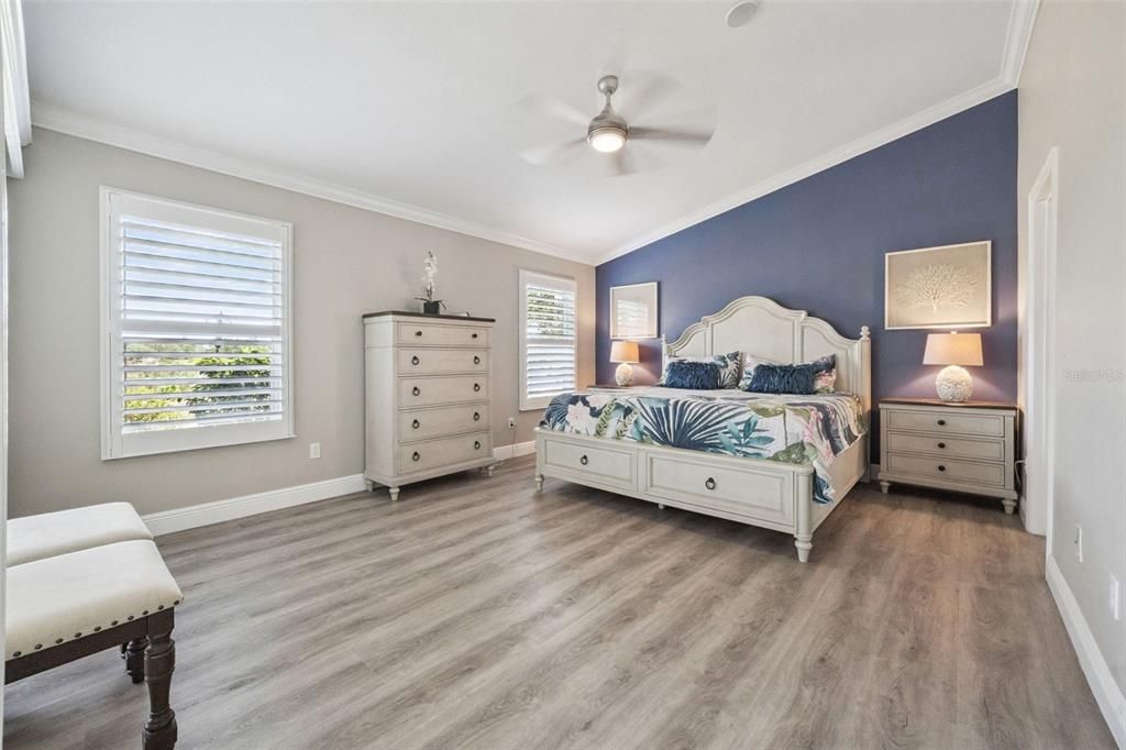 For Sale: $424,900 (2 beds, 2 baths, 1880 Square Feet)