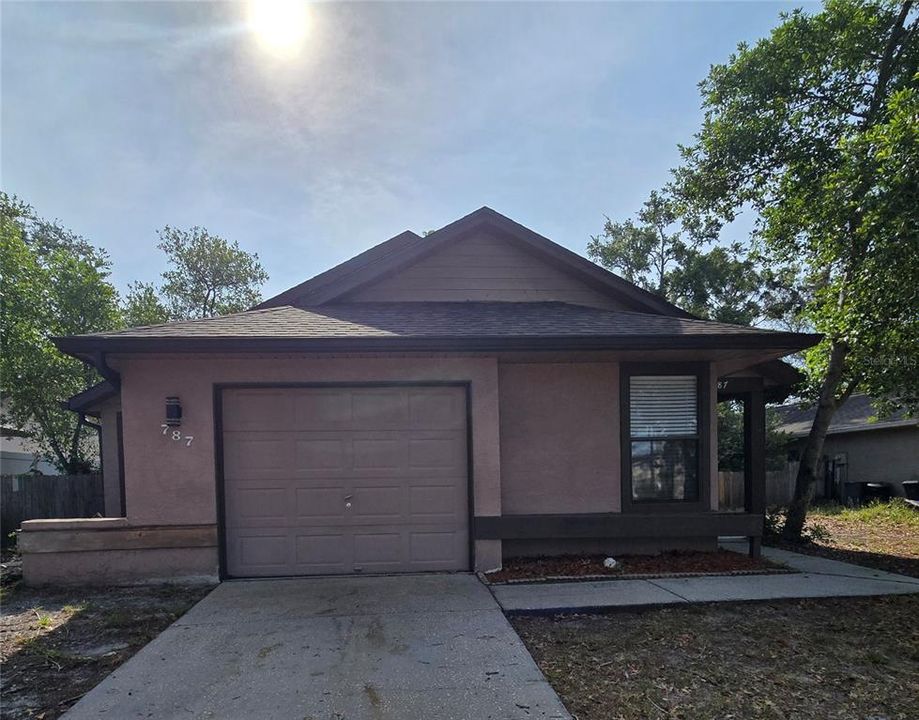 For Rent: $2,295 (3 beds, 2 baths, 1225 Square Feet)