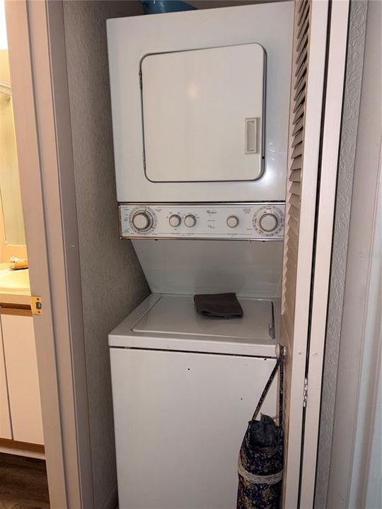На продажу: $125,000 (2 спален, 2 ванн, 860 Квадратных фут)