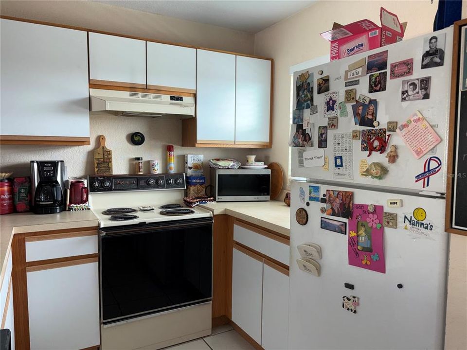 На продажу: $125,000 (2 спален, 2 ванн, 860 Квадратных фут)