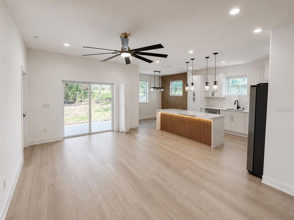 For Sale: $450,000 (4 beds, 3 baths, 2208 Square Feet)