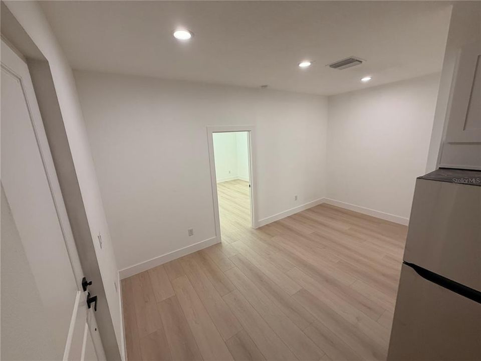 For Sale: $450,000 (4 beds, 3 baths, 2208 Square Feet)