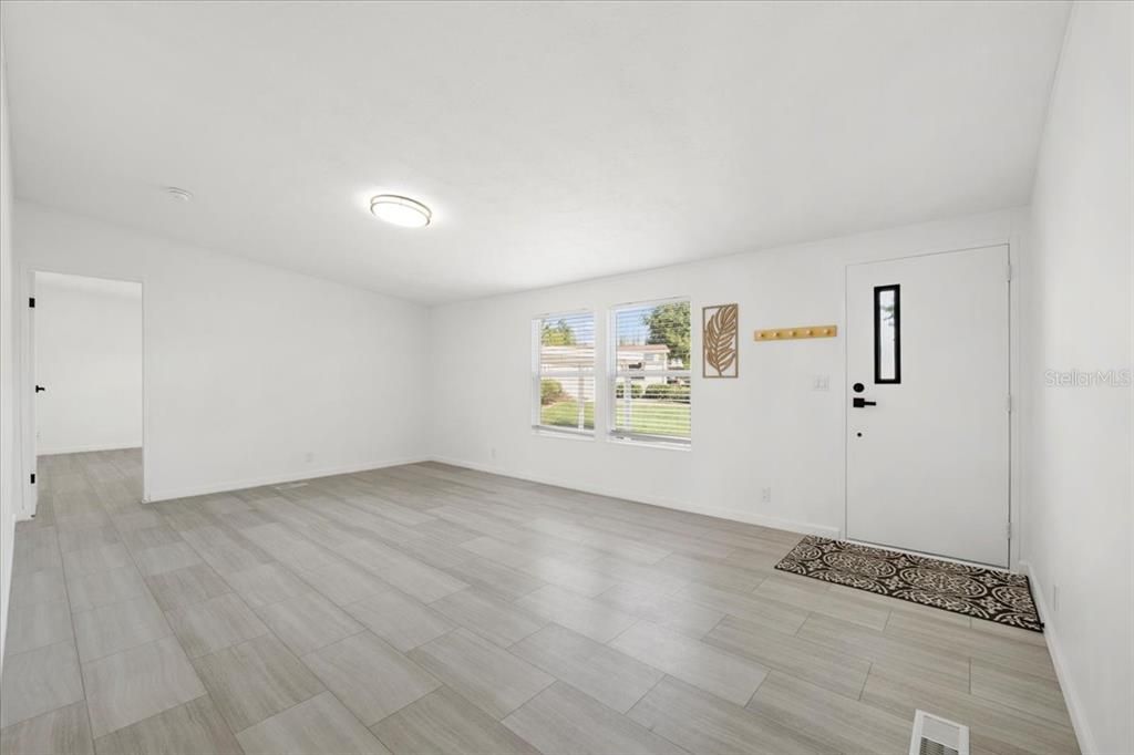 En Venta: $249,000 (3 camas, 2 baños, 1620 Pies cuadrados)