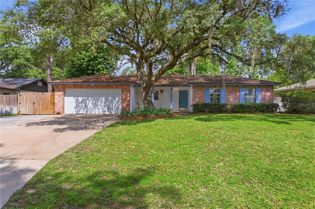 Activo con contrato: $359,900 (3 camas, 2 baños, 1508 Pies cuadrados)