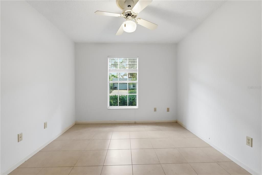 Activo con contrato: $359,900 (3 camas, 2 baños, 1508 Pies cuadrados)