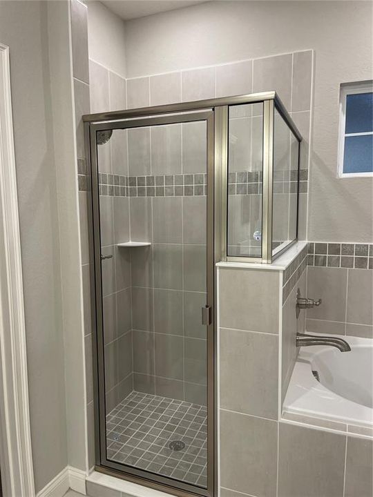 En Renta: $3,595 (5 camas, 3 baños, 2536 Pies cuadrados)