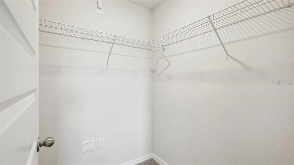 For Sale: $264,900 (4 beds, 2 baths, 1498 Square Feet)