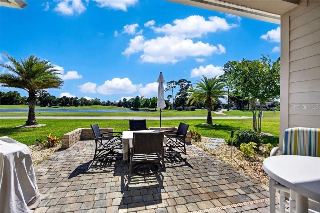 En Venta: $499,000 (3 camas, 2 baños, 1930 Pies cuadrados)