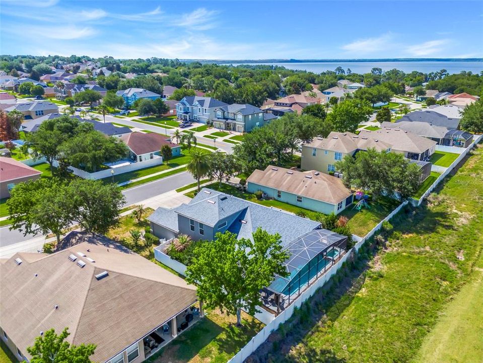 Active With Contract: $3,700 (4 beds, 3 baths, 3291 Square Feet)
