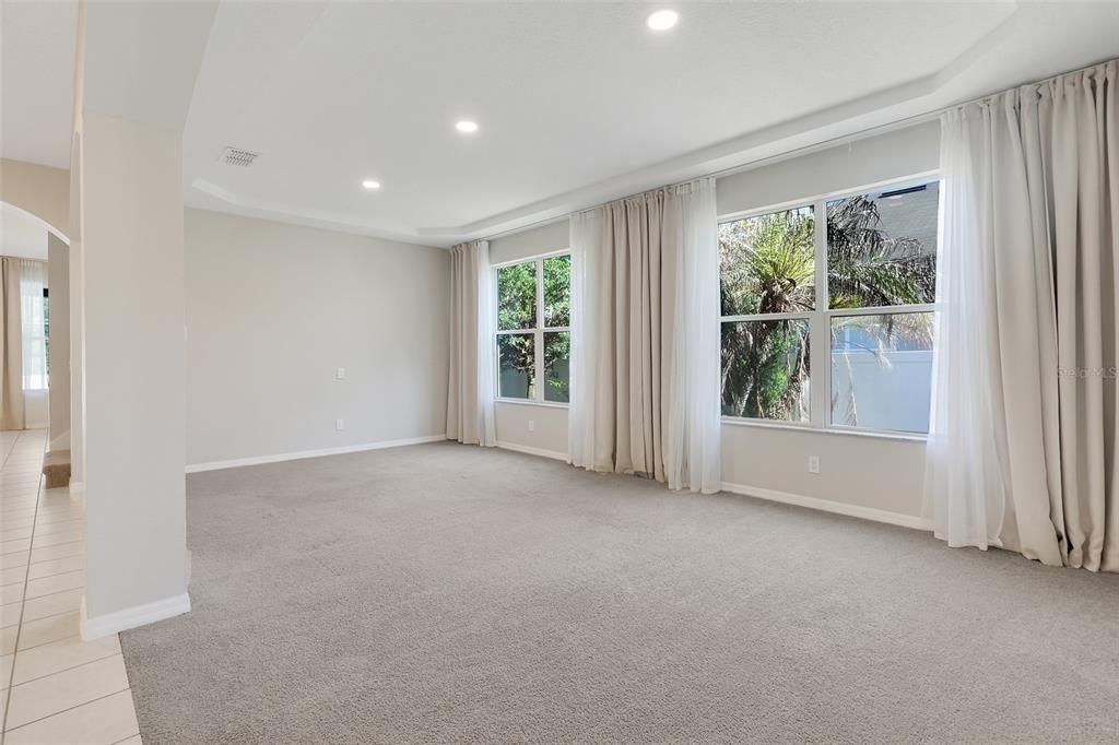 Active With Contract: $3,700 (4 beds, 3 baths, 3291 Square Feet)