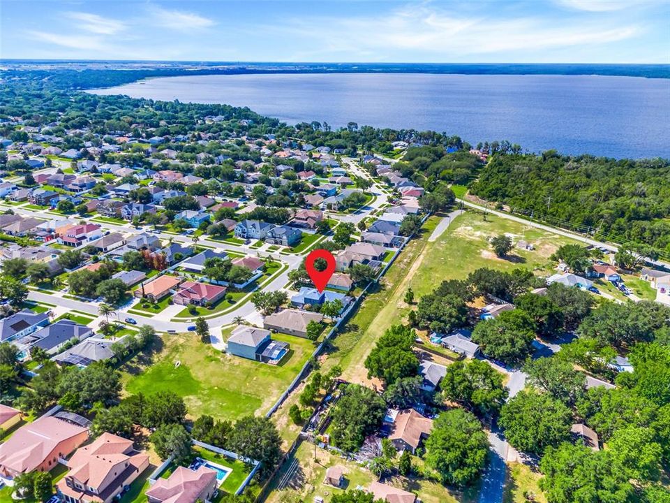 Active With Contract: $3,700 (4 beds, 3 baths, 3291 Square Feet)