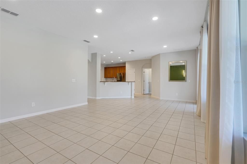 Active With Contract: $3,700 (4 beds, 3 baths, 3291 Square Feet)