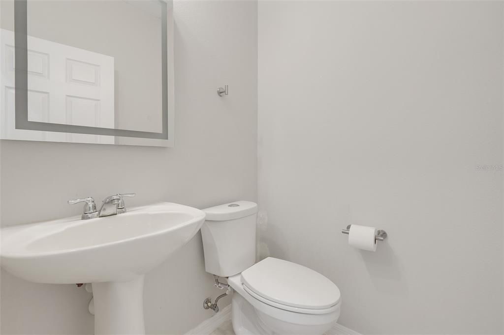 Active With Contract: $3,700 (4 beds, 3 baths, 3291 Square Feet)