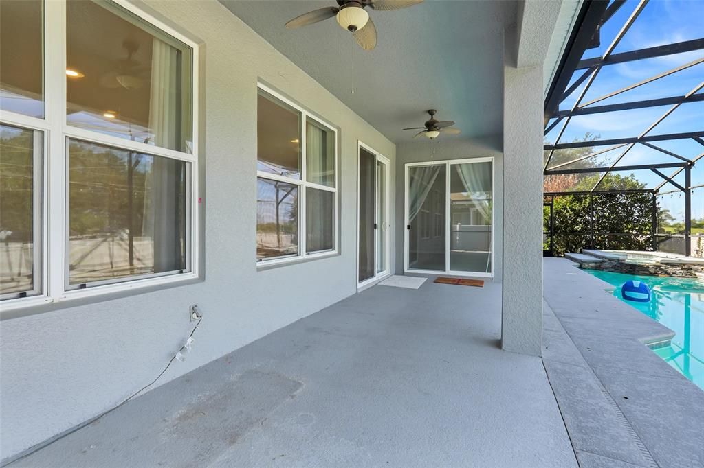 Active With Contract: $3,700 (4 beds, 3 baths, 3291 Square Feet)