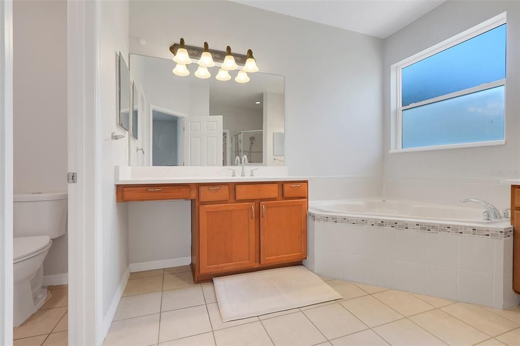 Active With Contract: $3,700 (4 beds, 3 baths, 3291 Square Feet)