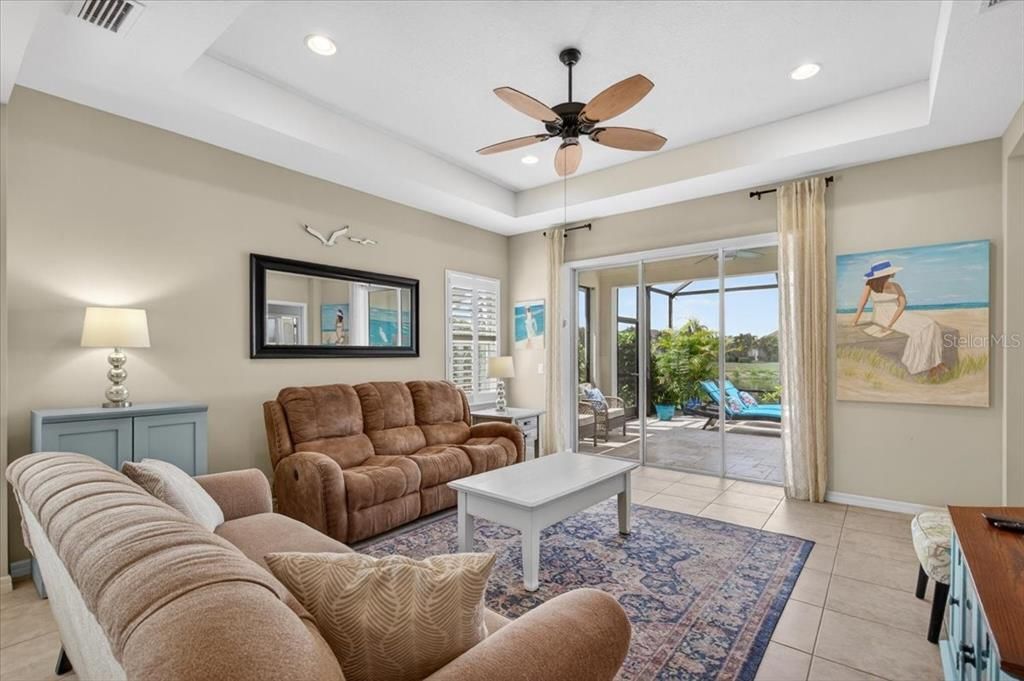 For Sale: $539,900 (4 beds, 2 baths, 2202 Square Feet)