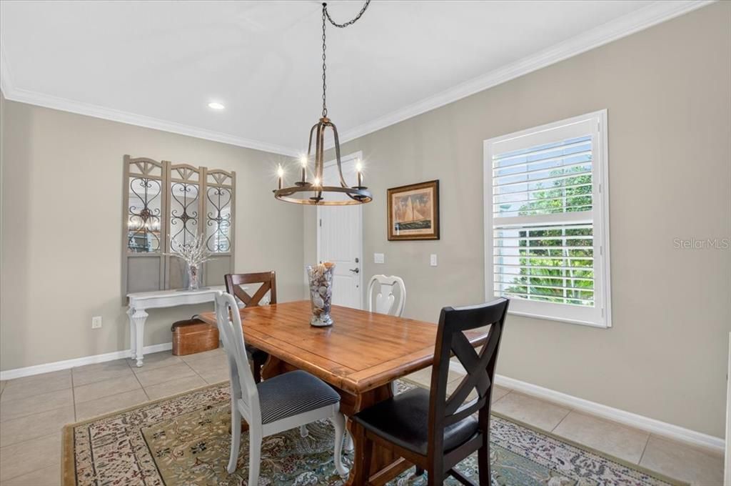 For Sale: $539,900 (4 beds, 2 baths, 2202 Square Feet)