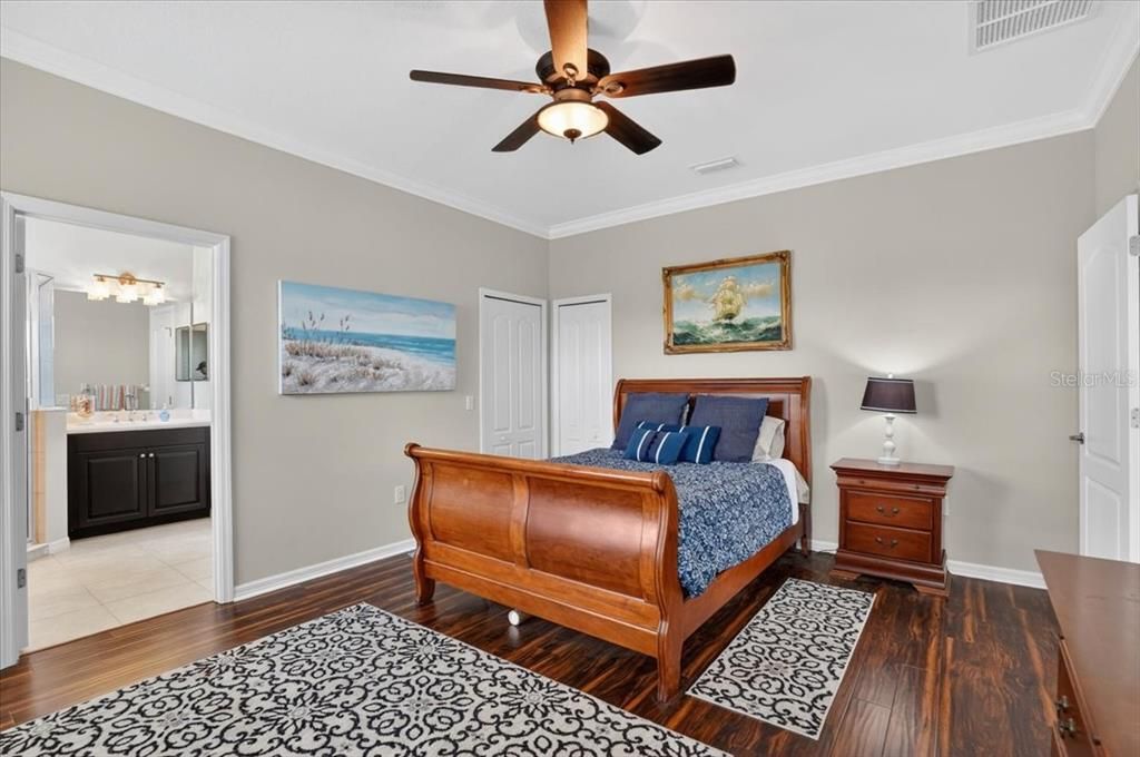 For Sale: $539,900 (4 beds, 2 baths, 2202 Square Feet)