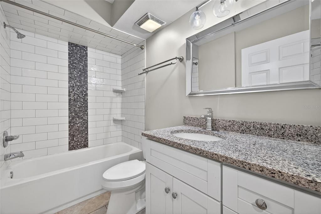 For Sale: $339,000 (2 beds, 2 baths, 1377 Square Feet)