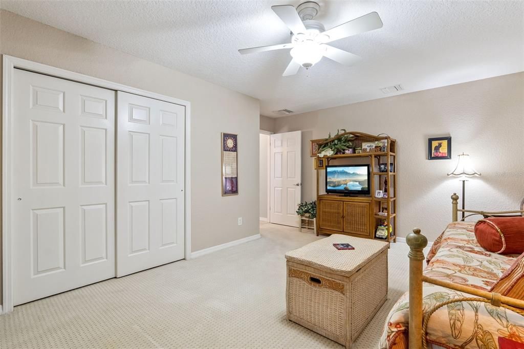 Active With Contract: $399,900 (3 beds, 2 baths, 2018 Square Feet)