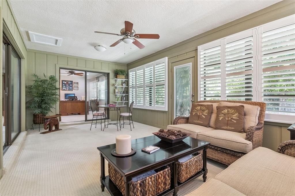 Active With Contract: $399,900 (3 beds, 2 baths, 2018 Square Feet)