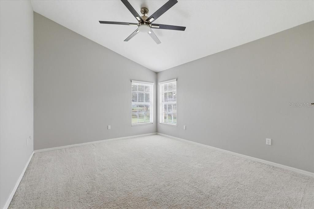 For Sale: $550,000 (4 beds, 2 baths, 2327 Square Feet)