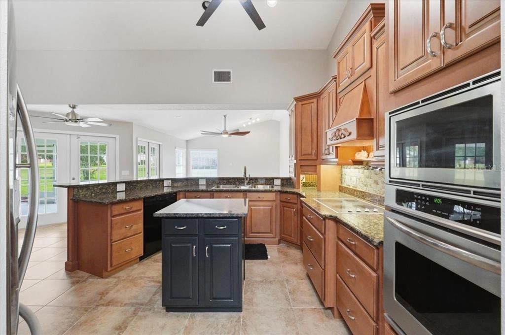 For Sale: $550,000 (4 beds, 2 baths, 2327 Square Feet)