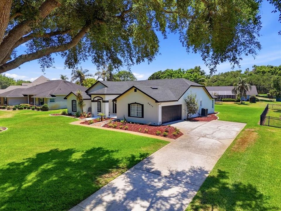 For Sale: $550,000 (4 beds, 2 baths, 2327 Square Feet)