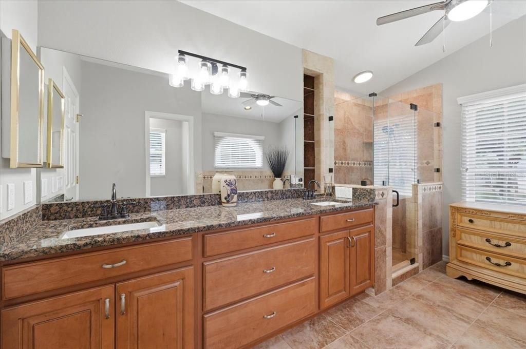 For Sale: $550,000 (4 beds, 2 baths, 2327 Square Feet)
