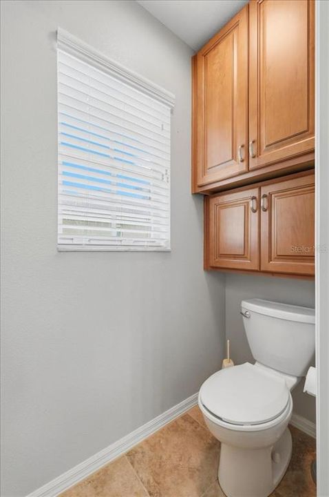 For Sale: $550,000 (4 beds, 2 baths, 2327 Square Feet)