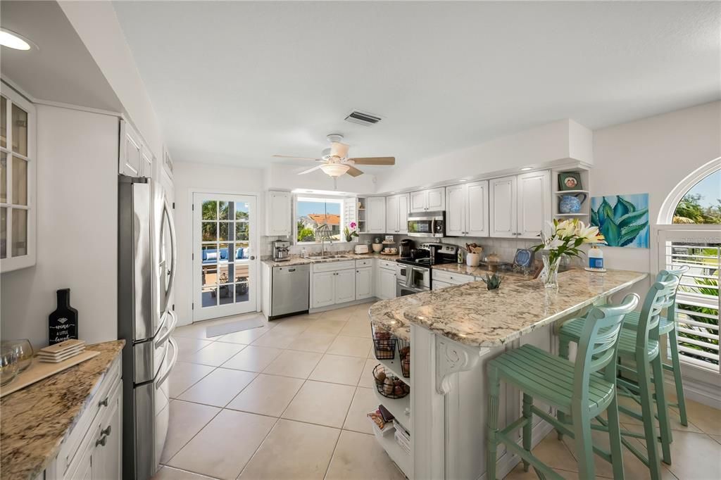 For Sale: $1,625,000 (2 beds, 2 baths, 2236 Square Feet)