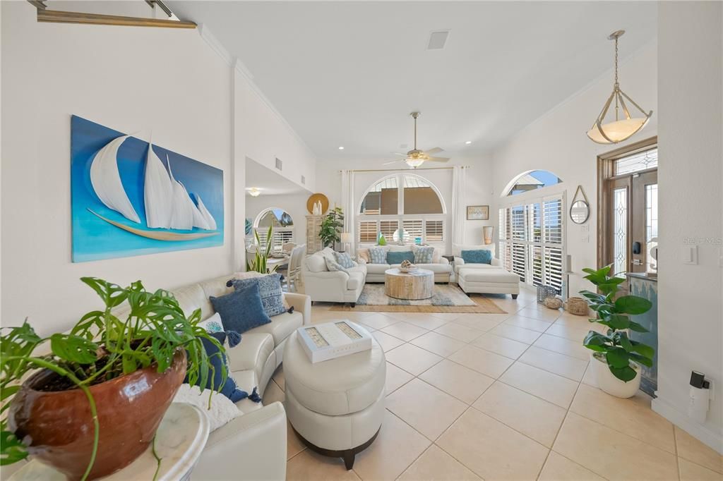 For Sale: $1,625,000 (2 beds, 2 baths, 2236 Square Feet)