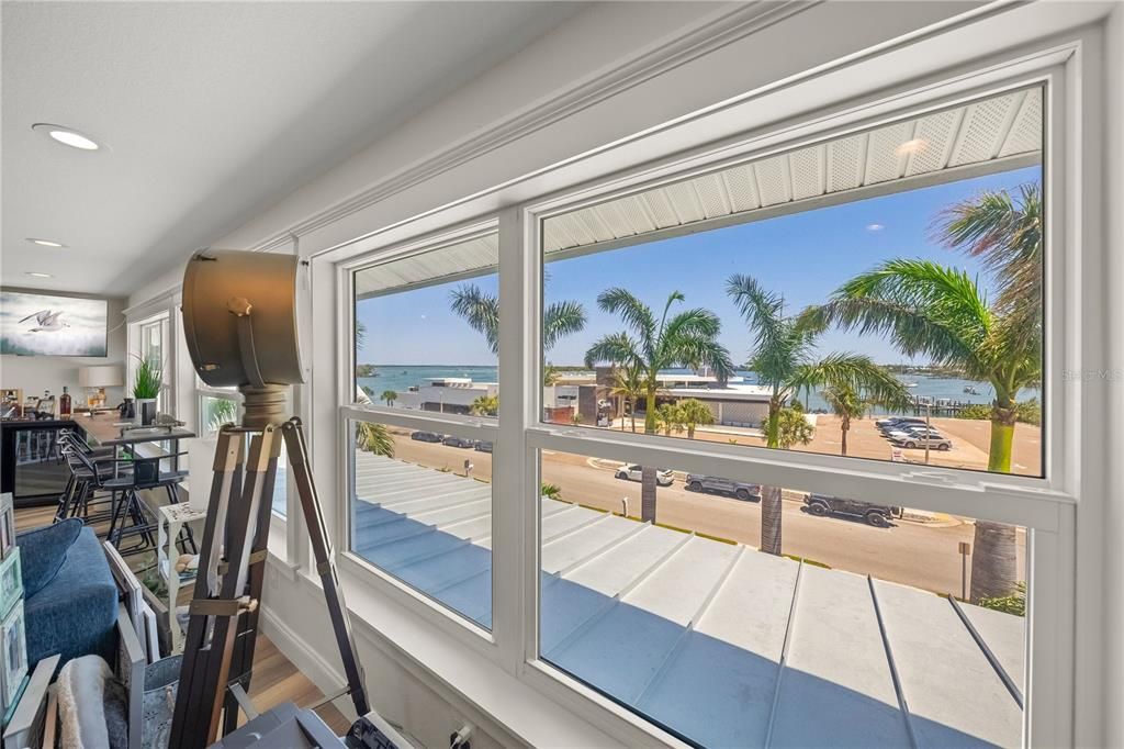For Sale: $1,625,000 (2 beds, 2 baths, 2236 Square Feet)