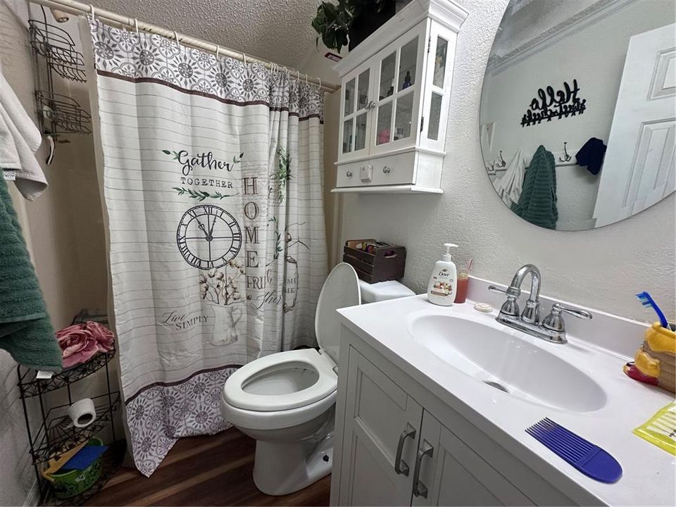 На продажу: $379,900 (5.00 acres)